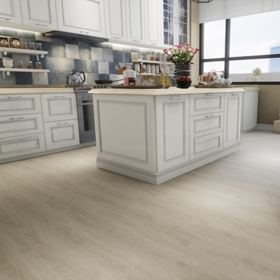 Modern Design SPC Flooring with Waterproof Fireproof Feature and Oak Wood Grain Plank